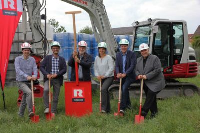 Spatenstich für den Neubau der Lagerhalle der Fries Kunststofftechnik GmbH