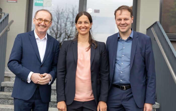 Othmar Karas zu Besuch bei Fries Kunststofftechnik