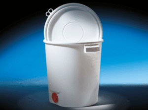 kunststoffeimer-hobbock-mit-flachstelle-pe-30-liter